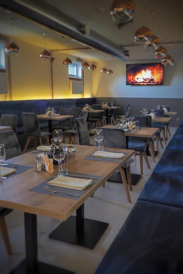 S7 Hotel Kielce Extérieur photo