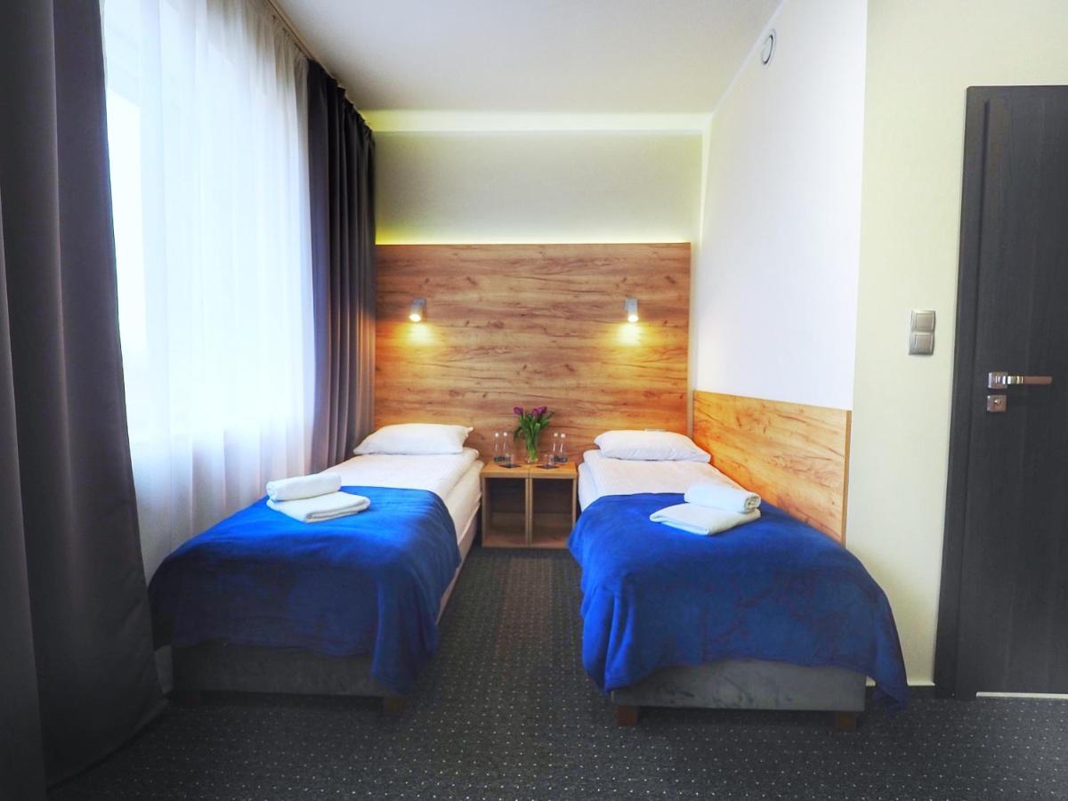 S7 Hotel Kielce Extérieur photo